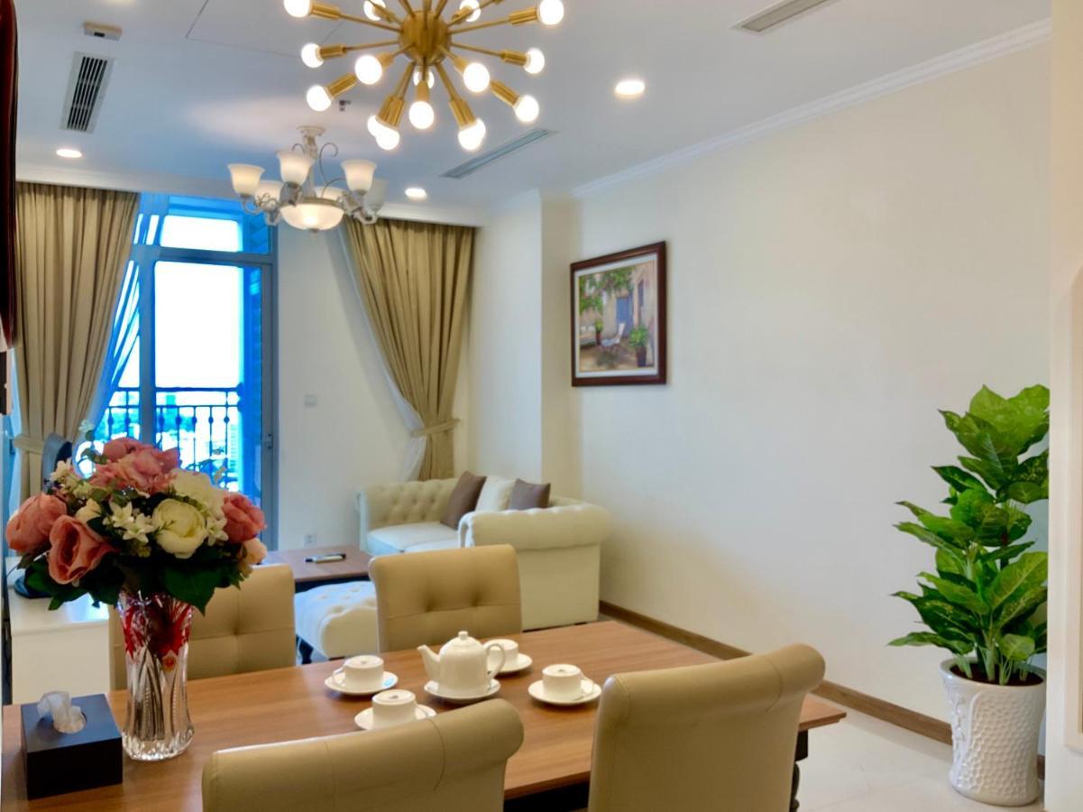 Luxhomes Saigon - Vinhomes Central Park Хошимин Экстерьер фото