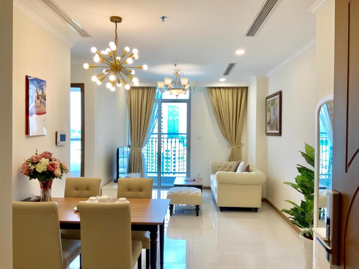 Luxhomes Saigon - Vinhomes Central Park Хошимин Экстерьер фото