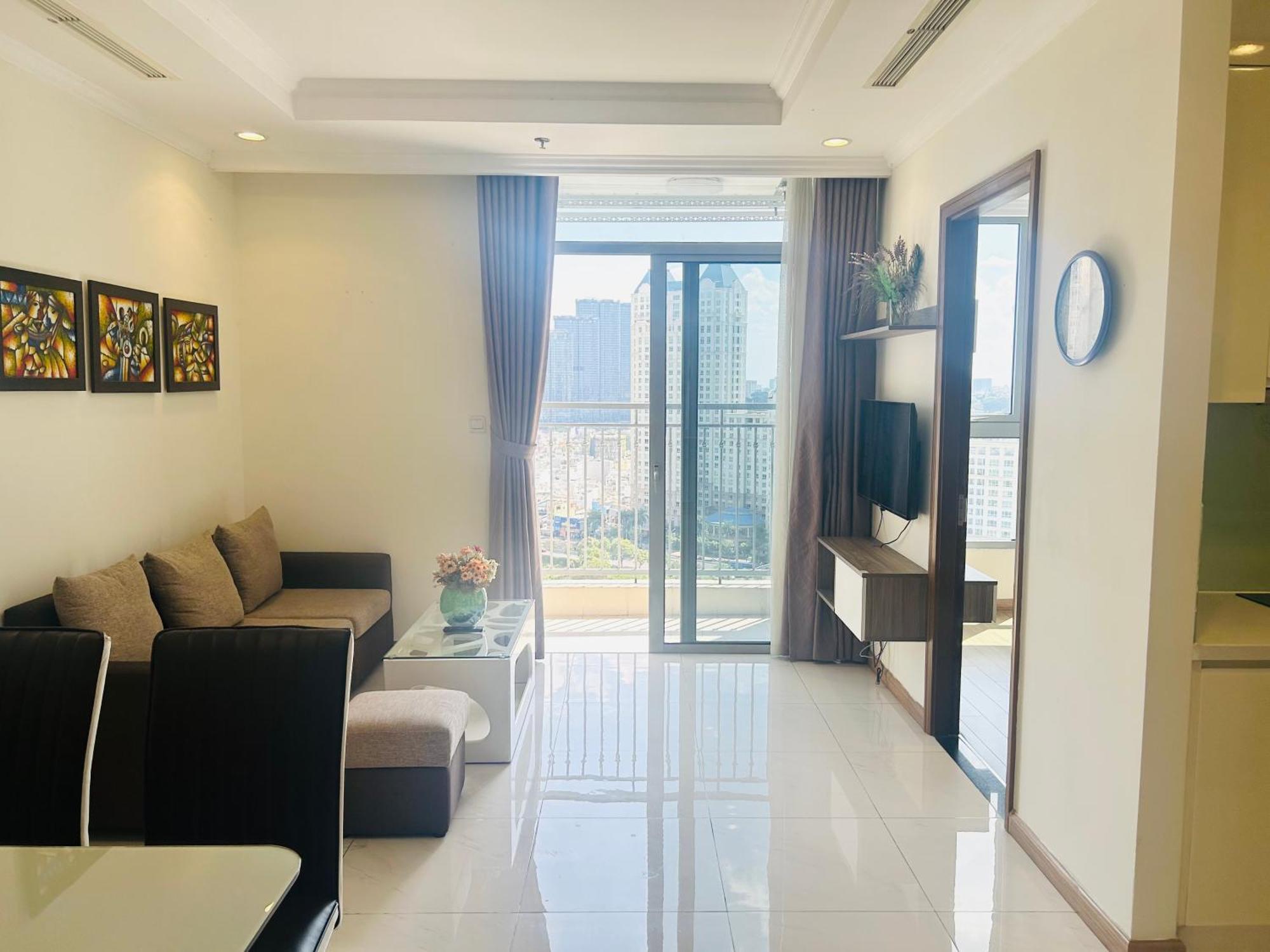 Luxhomes Saigon - Vinhomes Central Park Хошимин Экстерьер фото