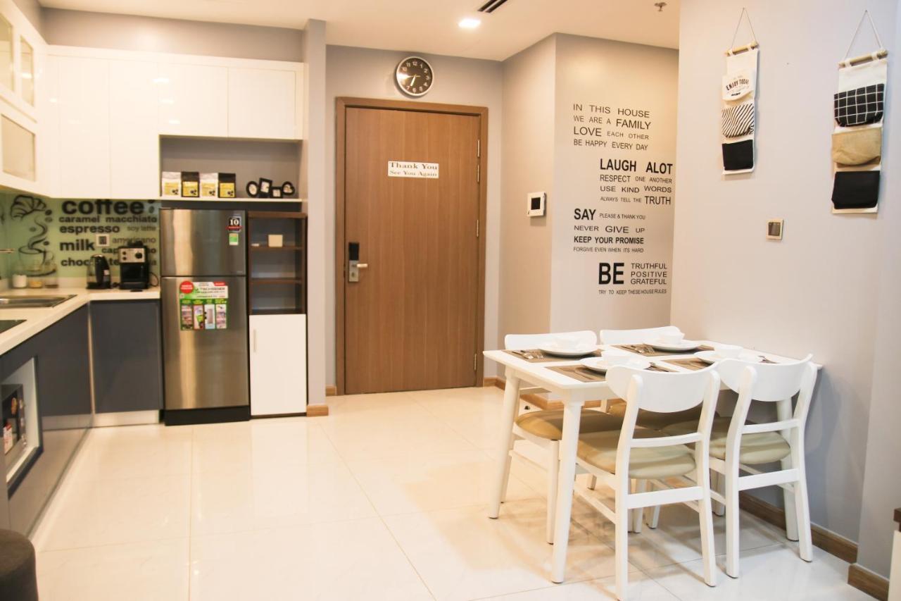 Luxhomes Saigon - Vinhomes Central Park Хошимин Экстерьер фото