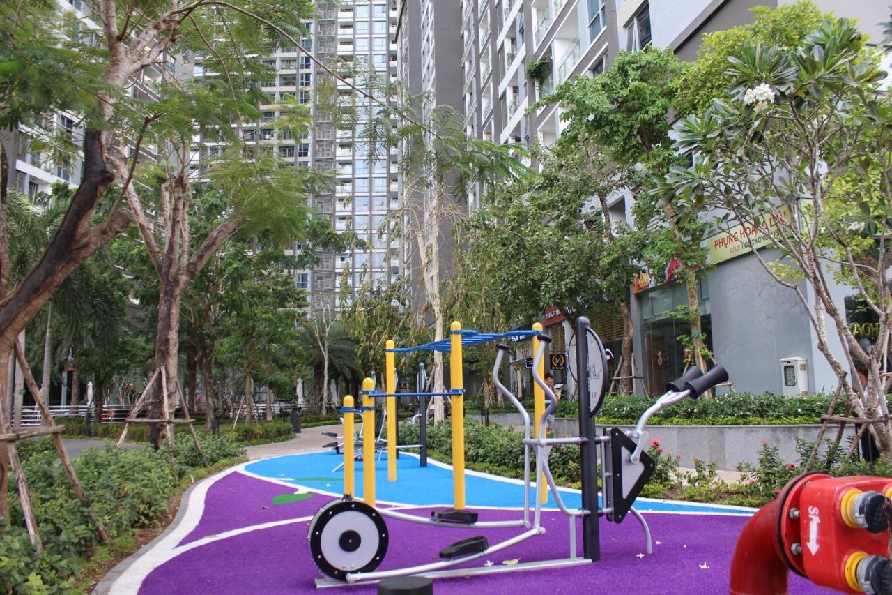 Luxhomes Saigon - Vinhomes Central Park Хошимин Экстерьер фото