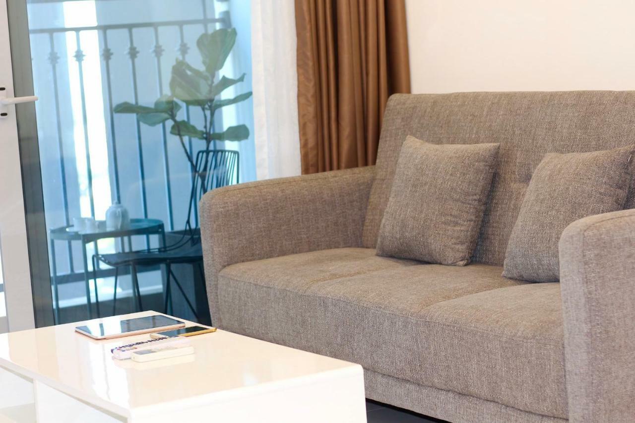 Luxhomes Saigon - Vinhomes Central Park Хошимин Экстерьер фото