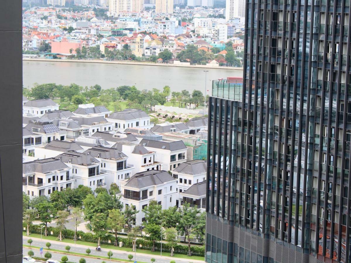 Luxhomes Saigon - Vinhomes Central Park Хошимин Экстерьер фото