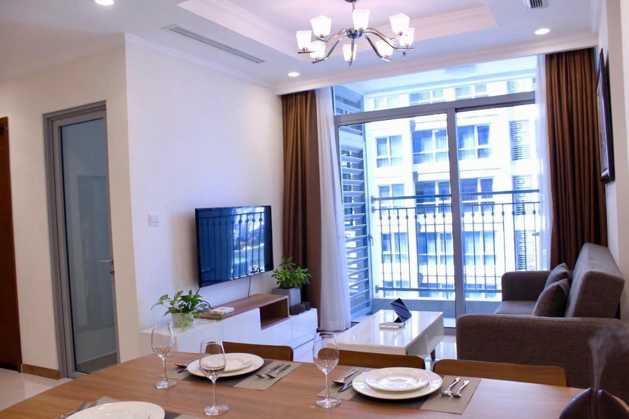 Luxhomes Saigon - Vinhomes Central Park Хошимин Экстерьер фото
