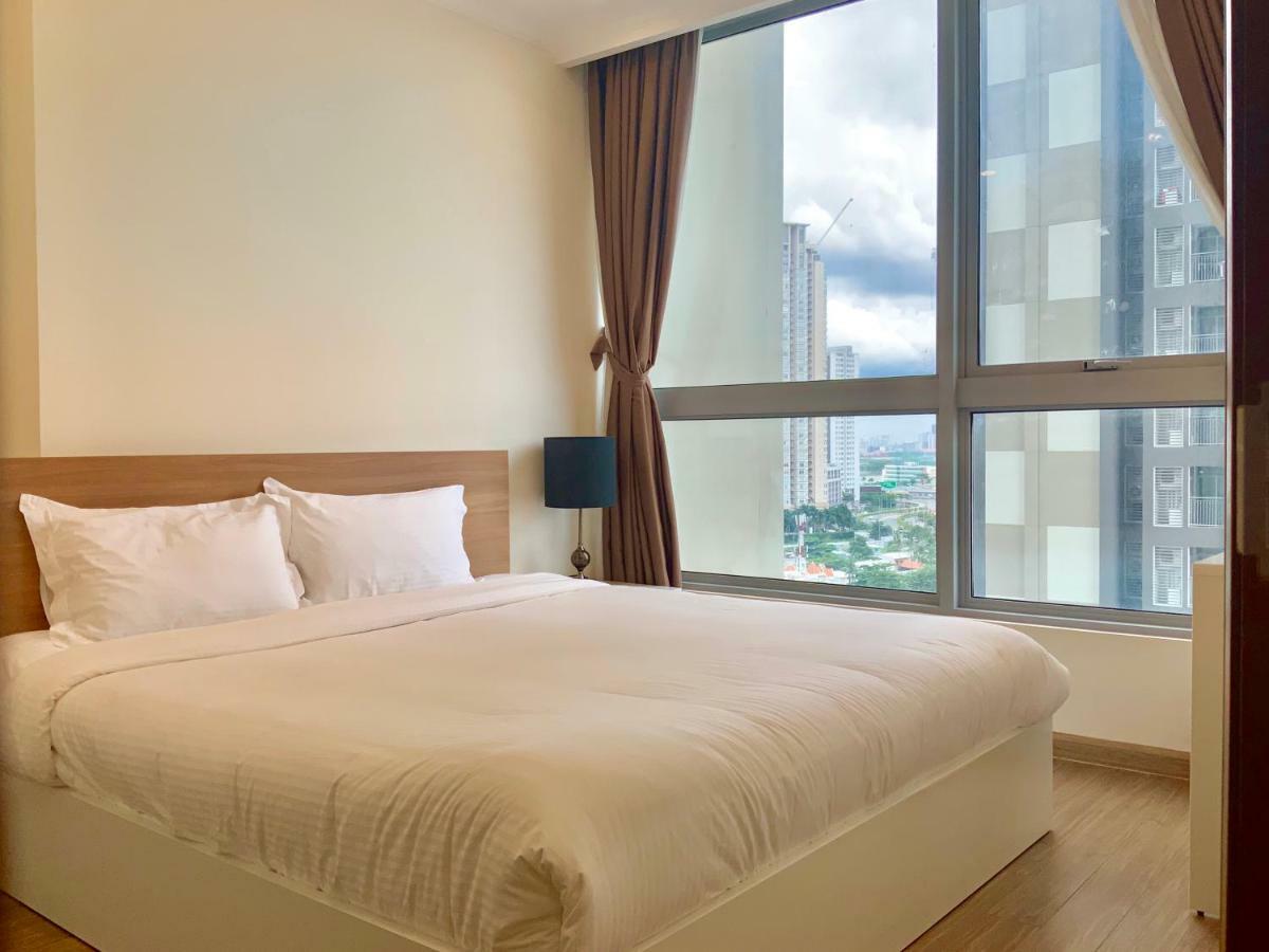 Luxhomes Saigon - Vinhomes Central Park Хошимин Экстерьер фото