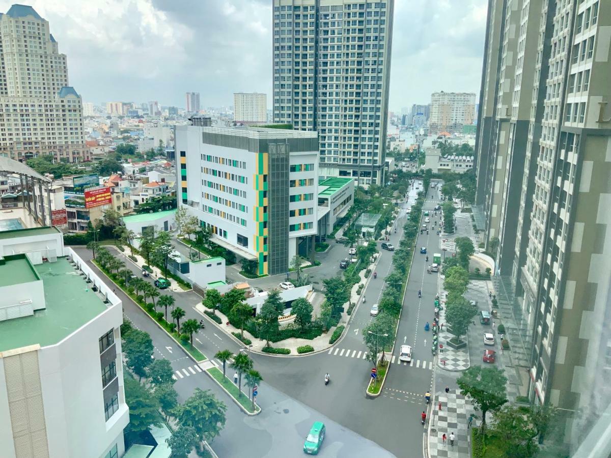 Luxhomes Saigon - Vinhomes Central Park Хошимин Экстерьер фото